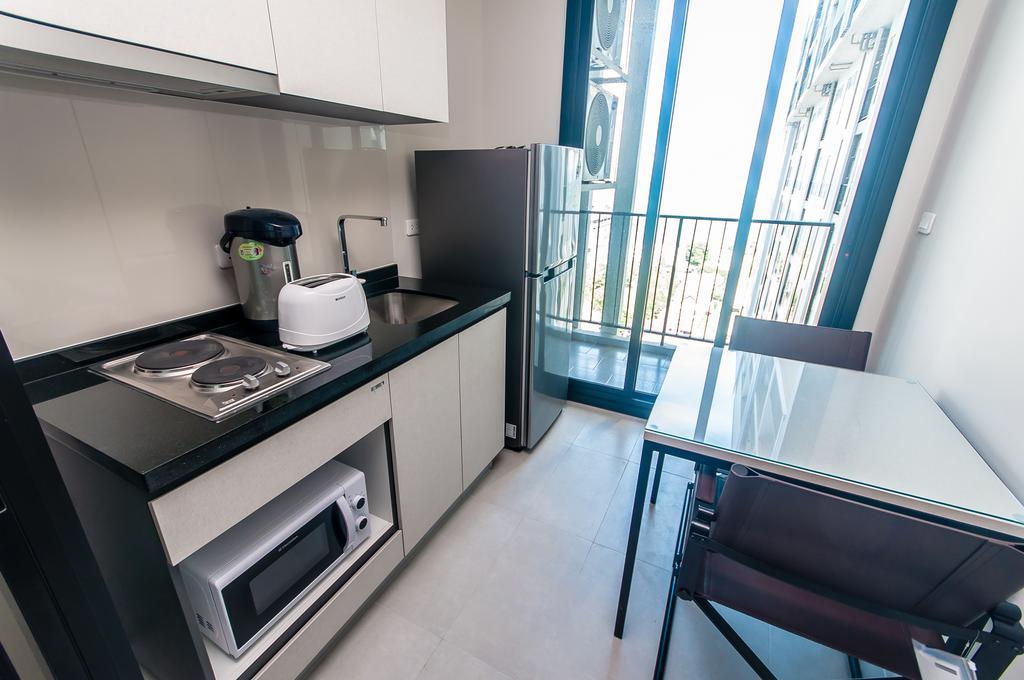 Central Pattaya Residence-The Base Condo Екстериор снимка